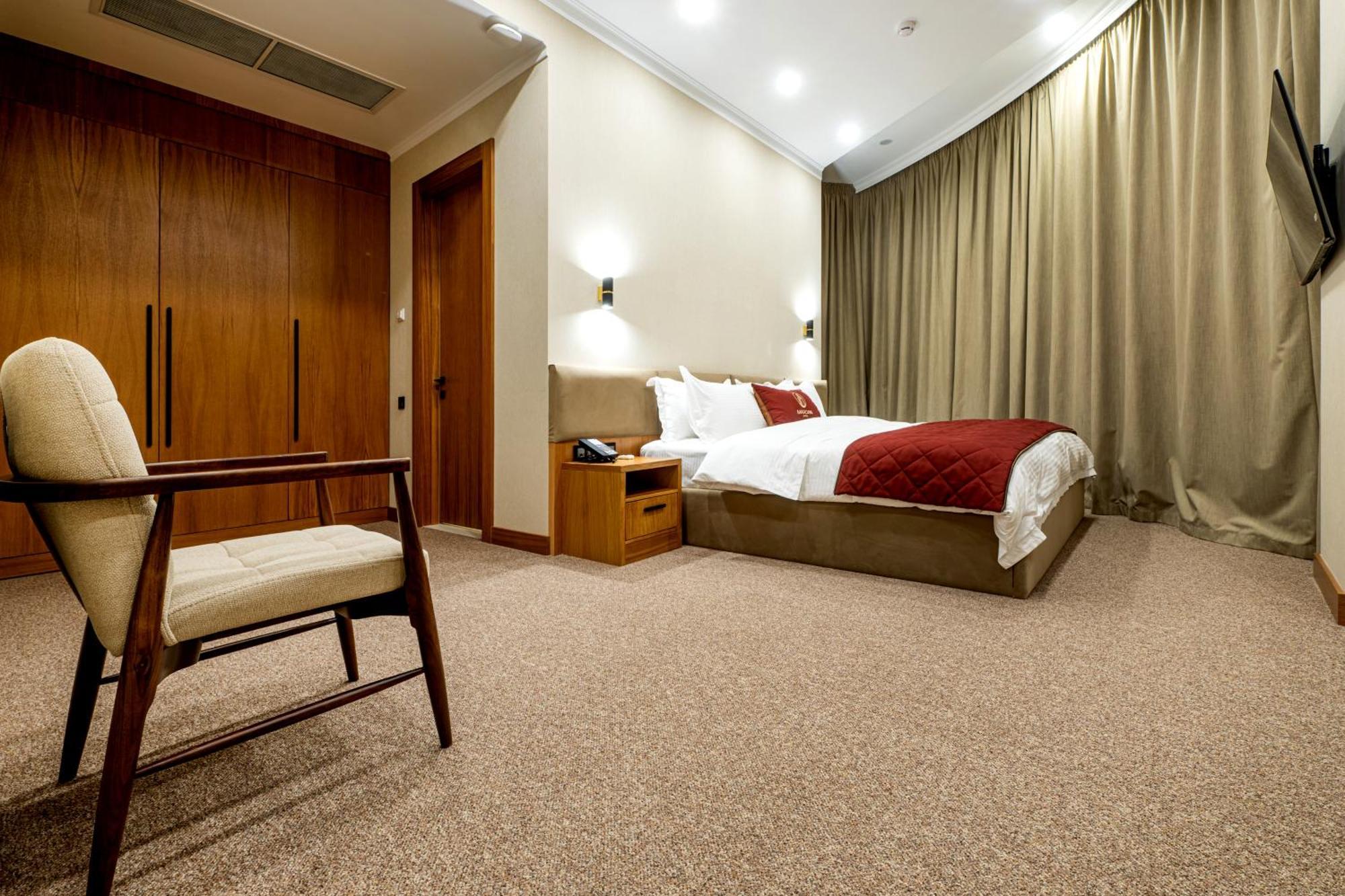 Mardan Hotel Шимкент Екстер'єр фото