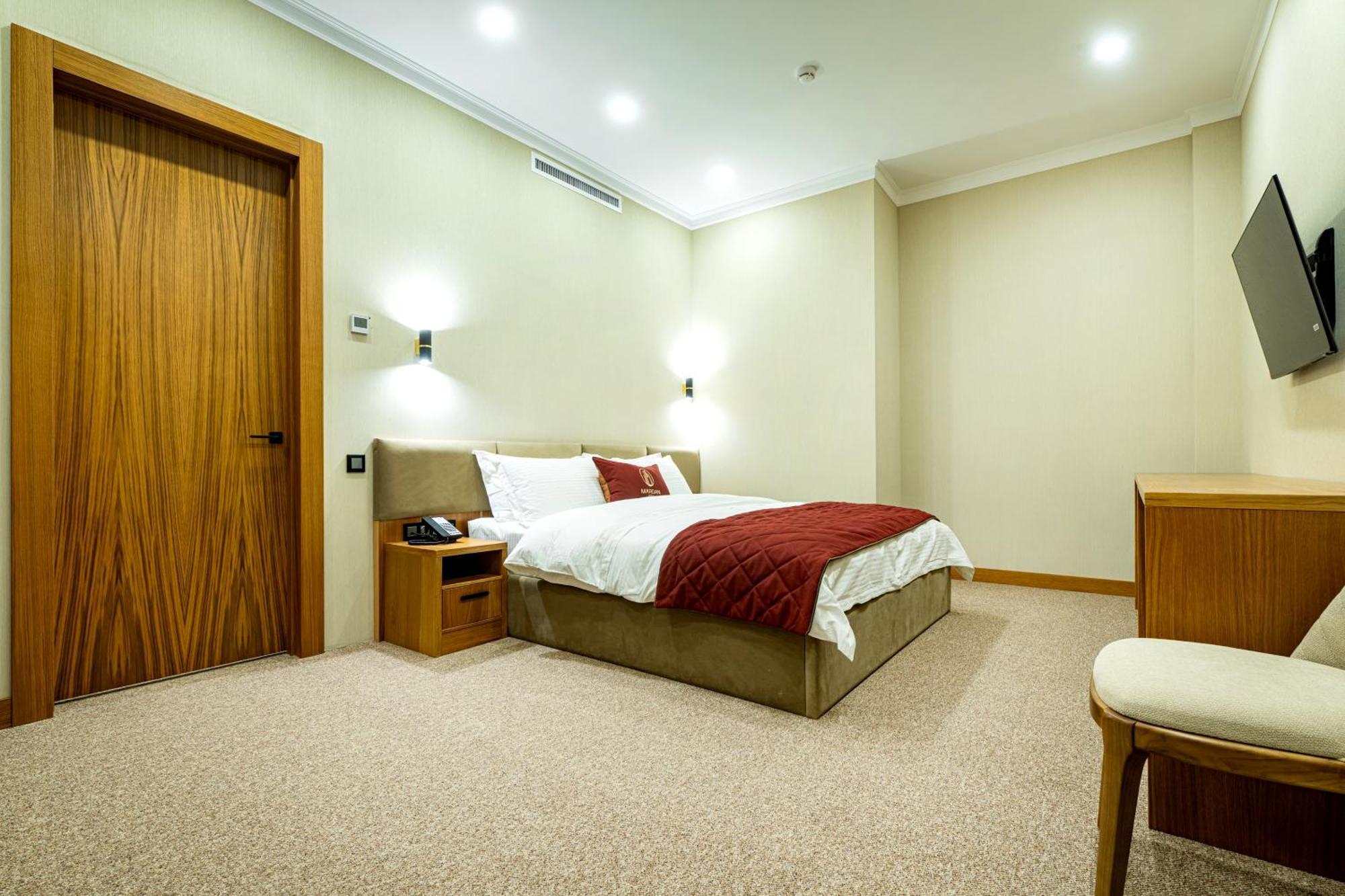 Mardan Hotel Шимкент Екстер'єр фото