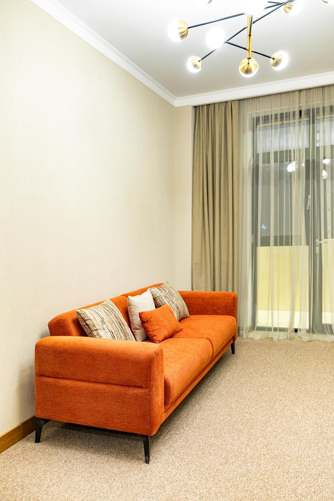 Mardan Hotel Шимкент Екстер'єр фото