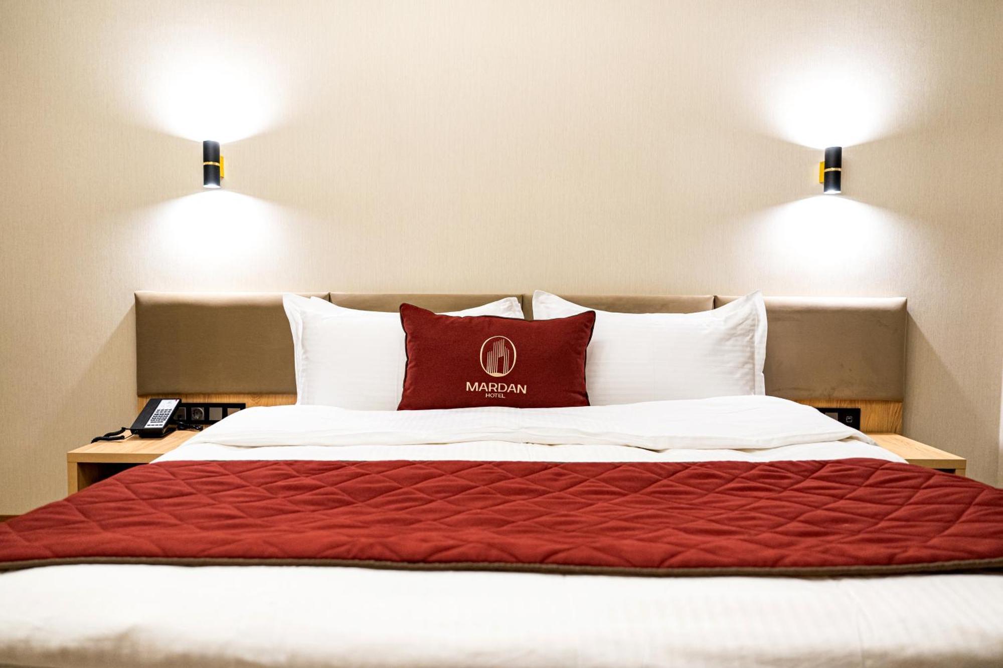 Mardan Hotel Шимкент Екстер'єр фото